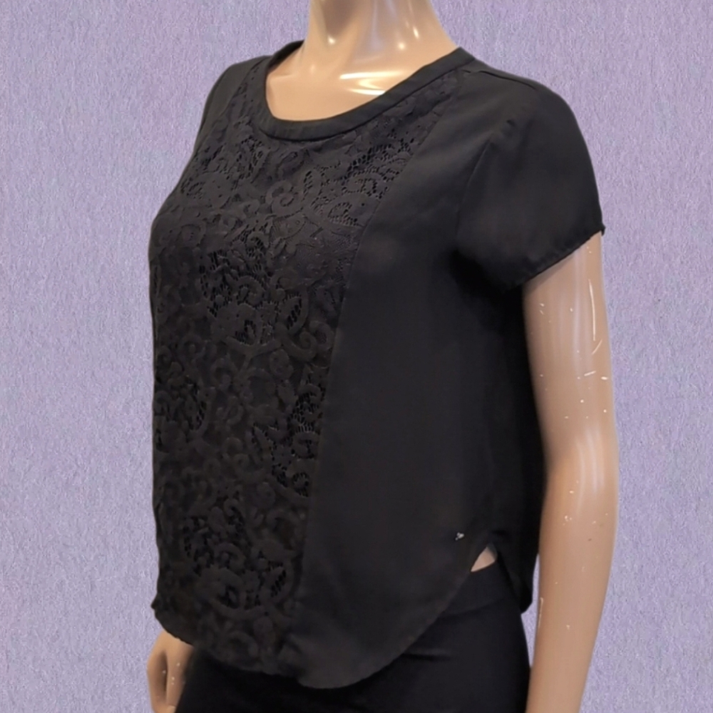 GUESS Lace Panel Top Short Sleeve Sheer Chiffon Zipper Blouse Size Medium